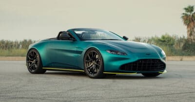 Aston Martin Vantage V8